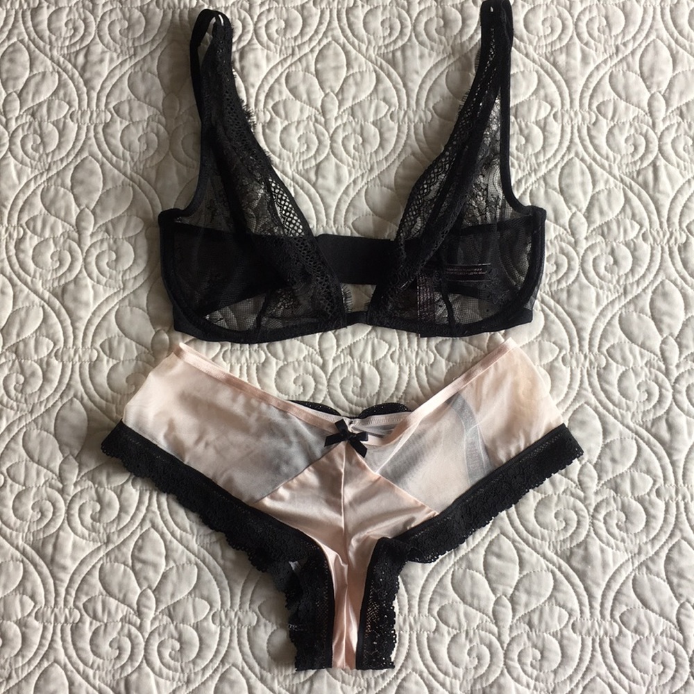 Lace bra and panty set
